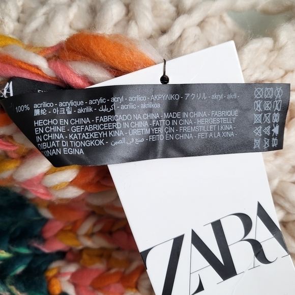 New Zara Colorblock Oversized Chunky Textured Fringe Scarf & Pom Pom Beanie Set - Picture 17 of 17